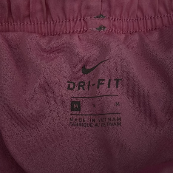Nike running shorts - Picture 3 of 4